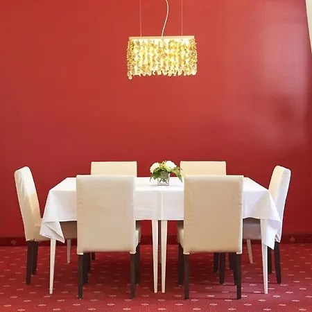 Park Hotel 3*