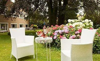Отель Park 3*